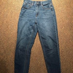 American Eagle Mom Jean Size 00 XXshort